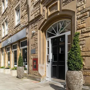  Apartment Premier Fountain Court